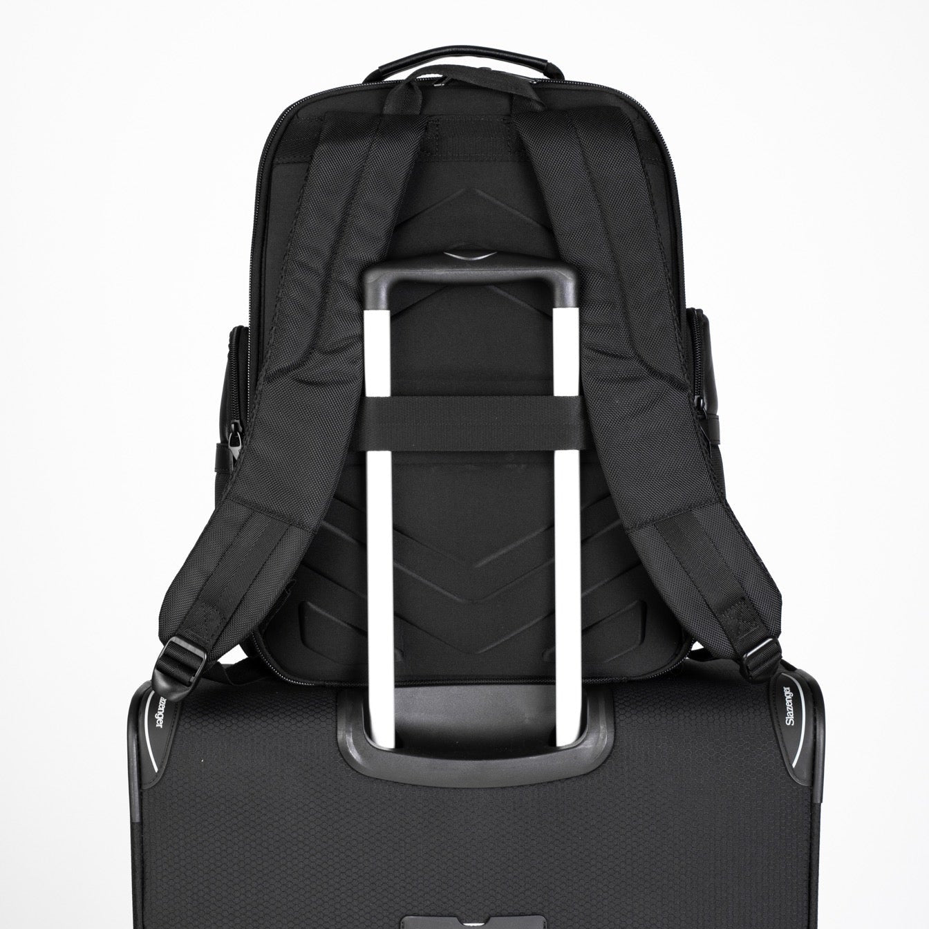 תיק גב יוקרתי עסקי למחשב נייד 15.6״ מבית SLAZENGER מסדרת OXFORD