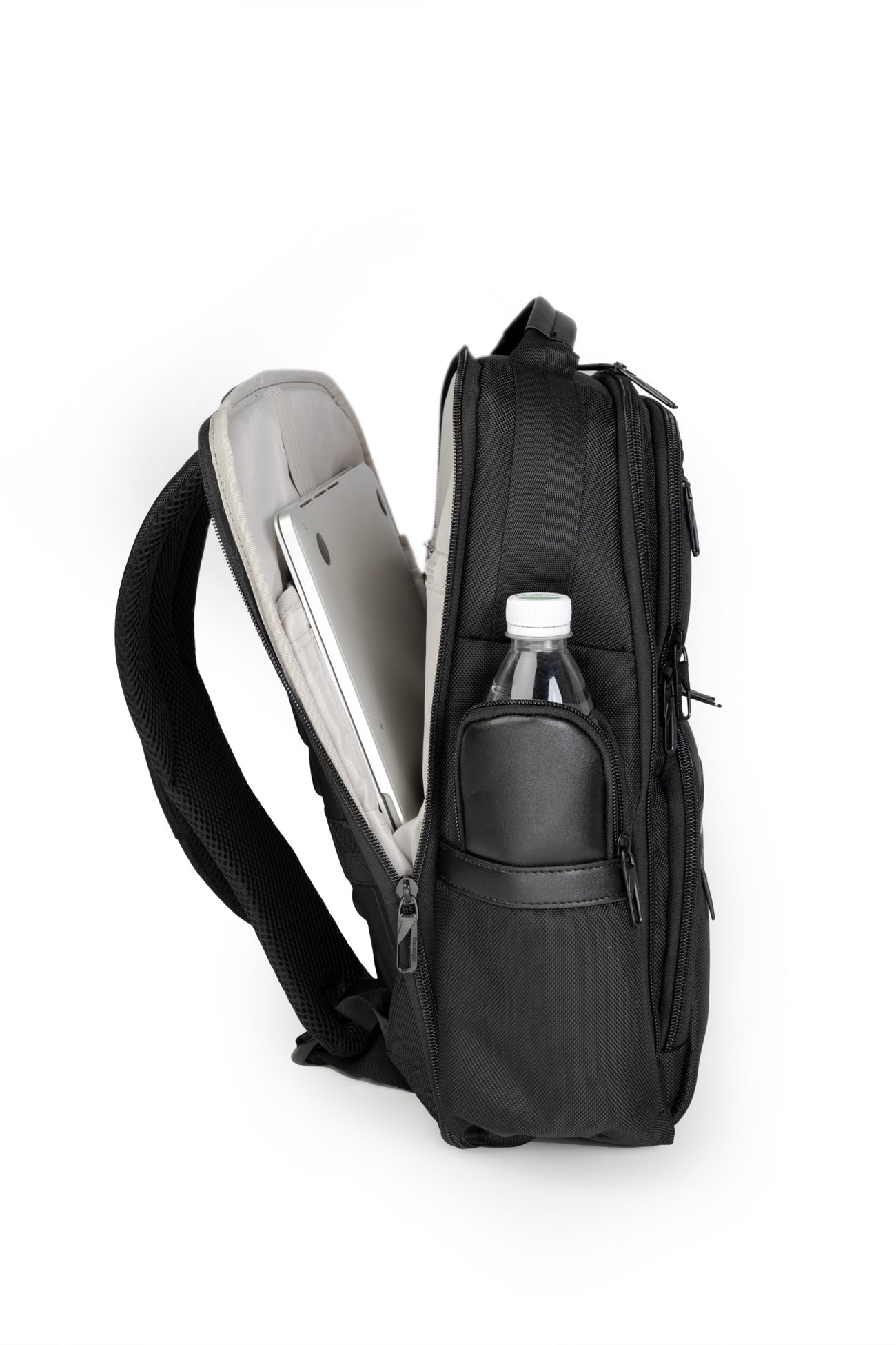 תיק גב למחשב נייד 15.6" מסדרת OXFORD מבית SLAZENGER