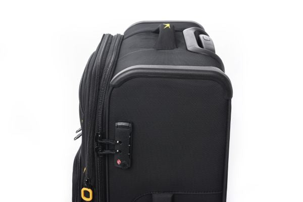 מזוודת בד בינונית קלת משקל ואיכותית 25" מבית SLAZENGER דגם New York II