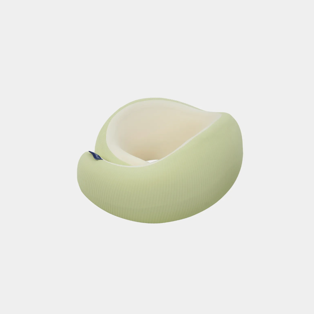כרית תמיכה ארגונומית לצוואר לטיסה דגם Comfy Neck Guard מבית מותג היוקרה VERAGE