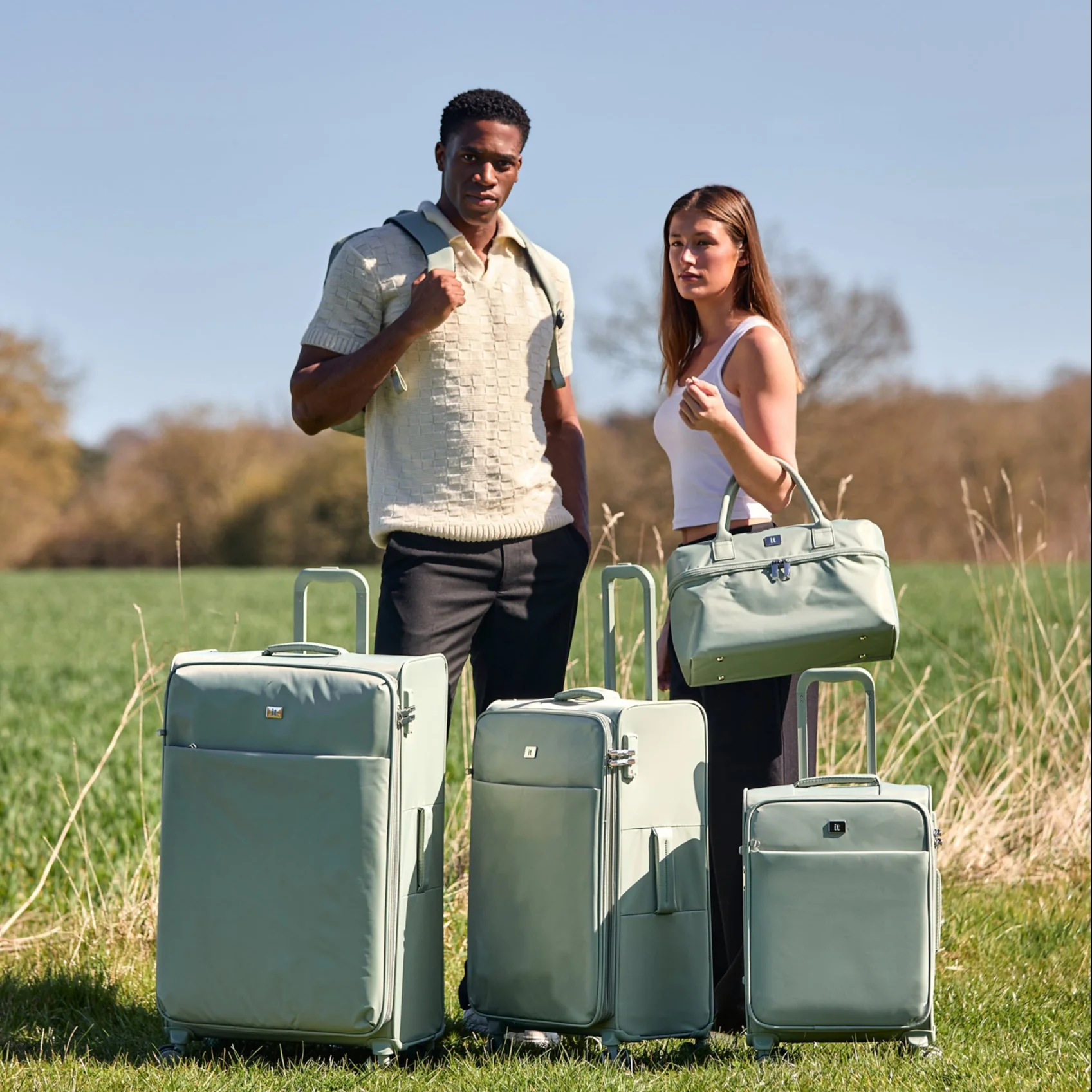 סט מזוודות it Luggage דגם Lustrous Luxe