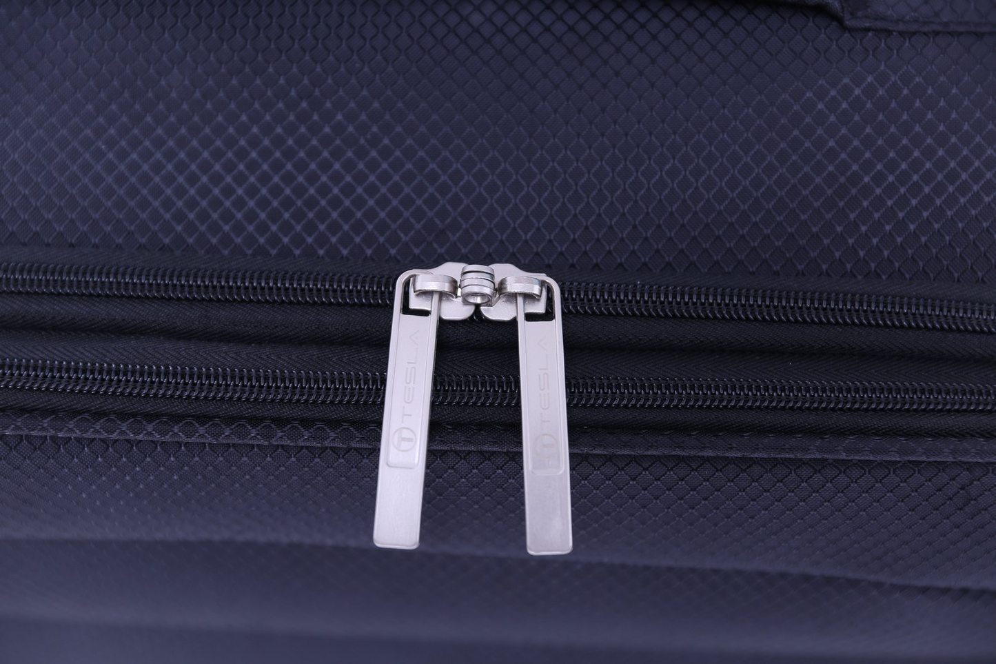 סט 3 מזוודות קלות משקל Tesla Sacramento