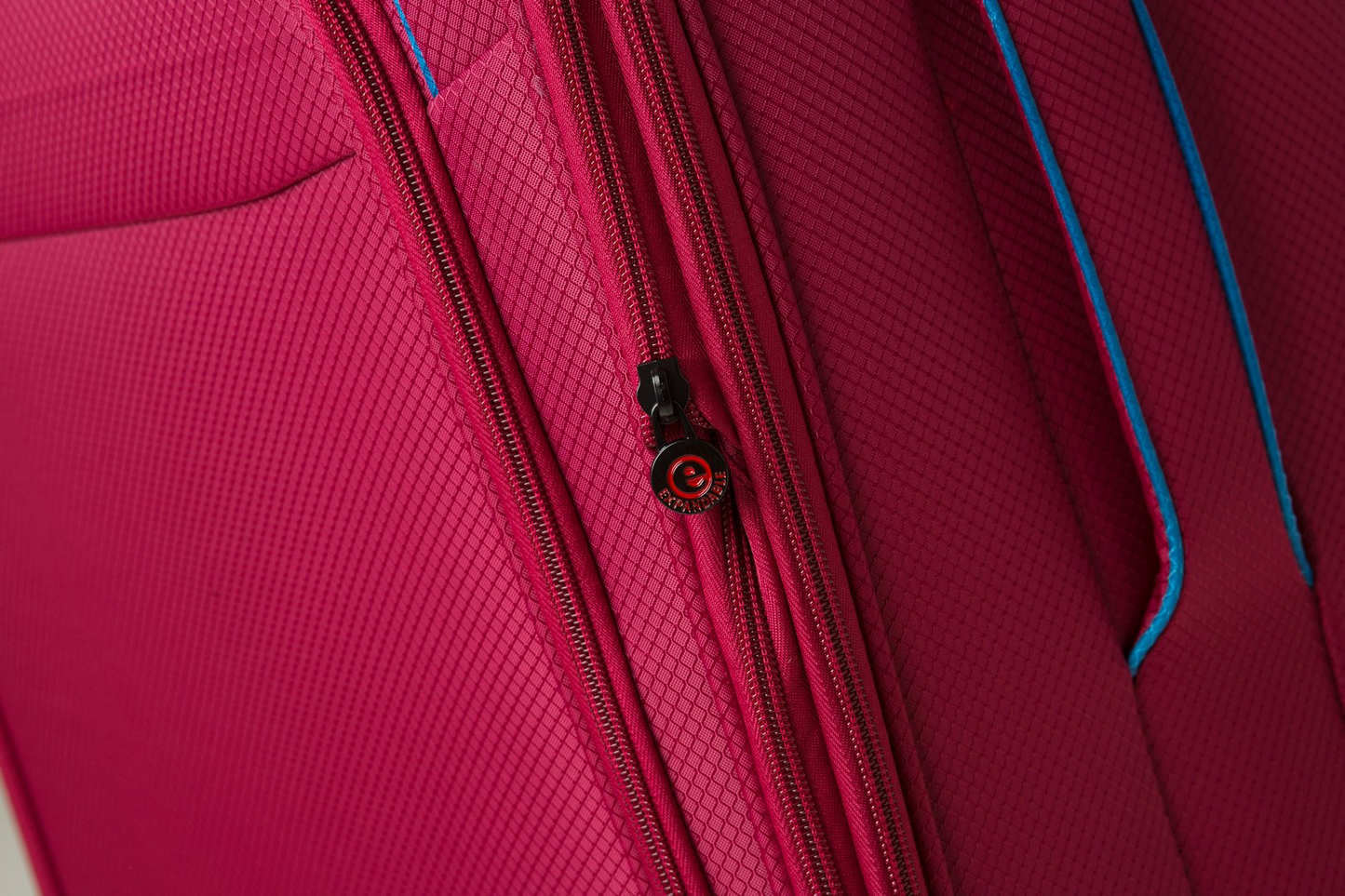 סט 3 מזוודות בד Tesla San Diego