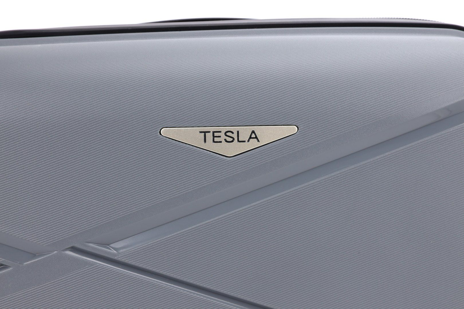 מזוודות טסלה טרולי עליה מטוס TESLA PP