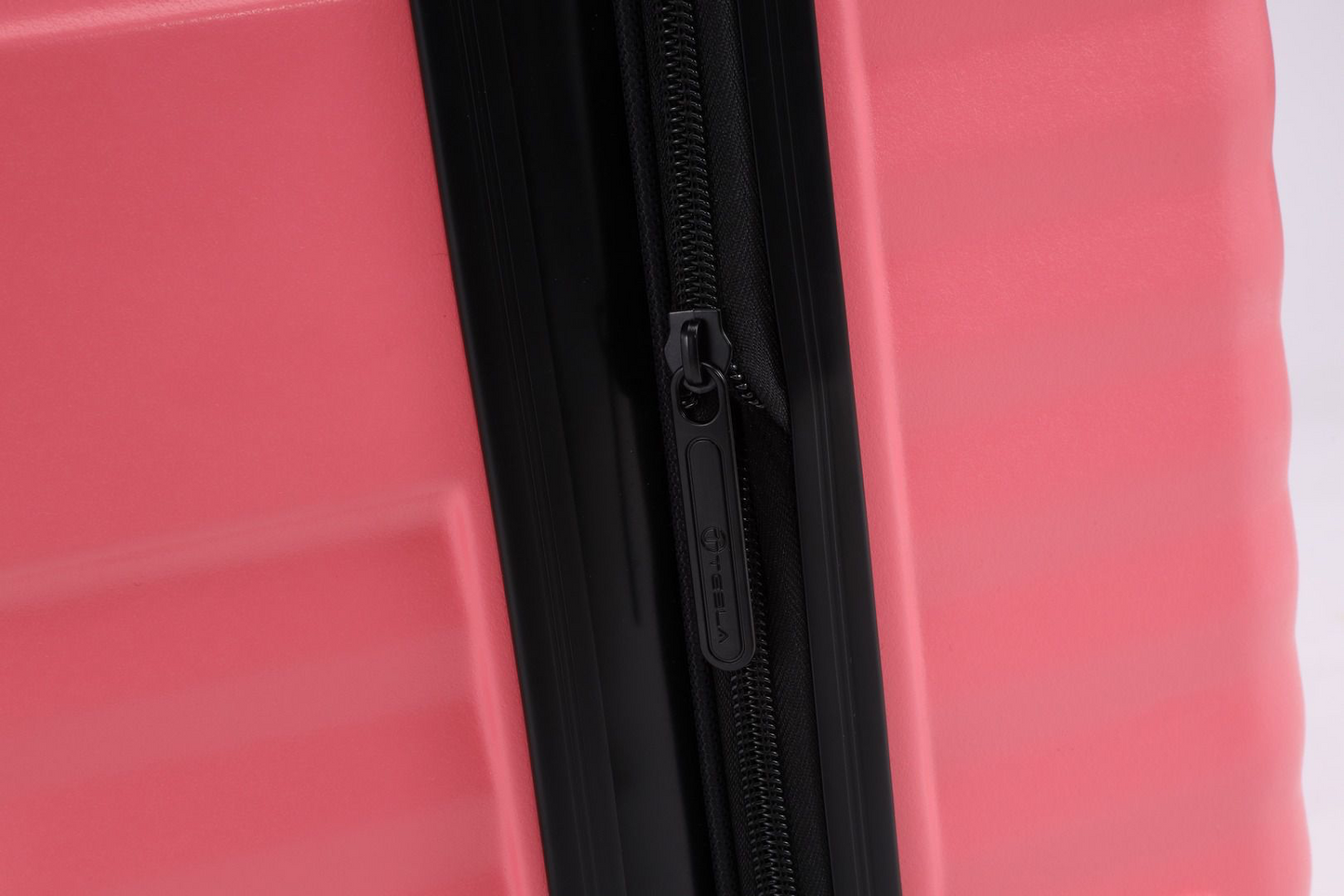 סט 3 מזוודות Tesla Oklahoma