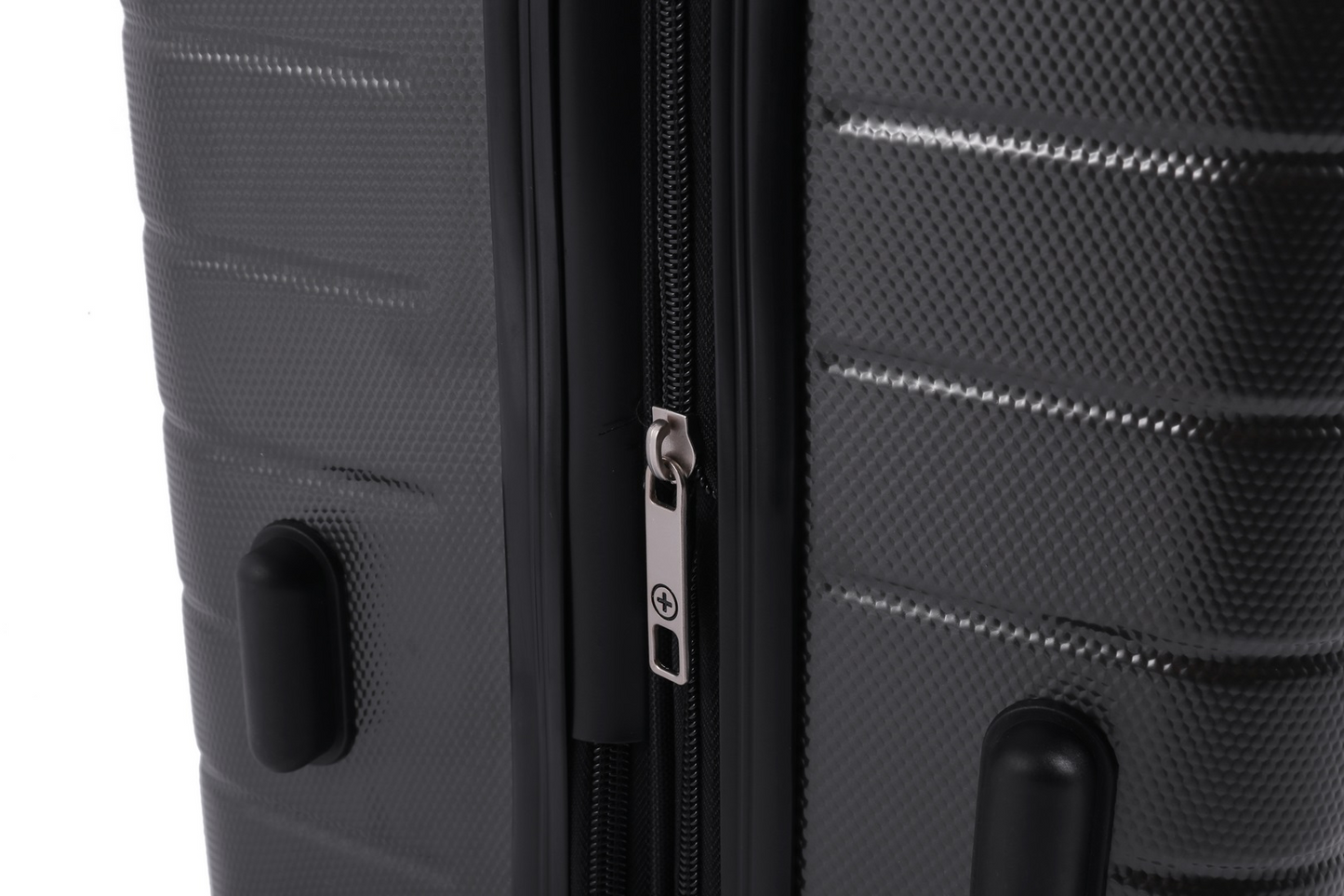 סט 3 מזוודות סוויס SWISS ALPINE 2.0