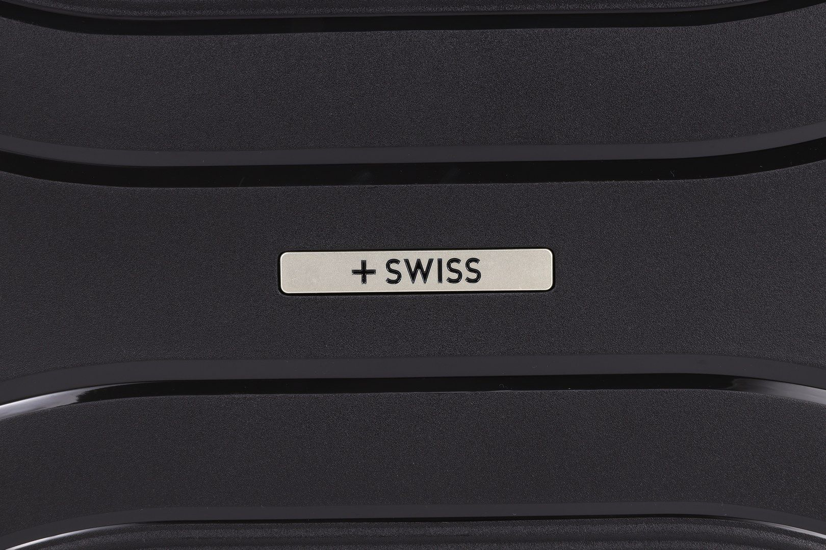 מזוודות סוויס טרולי עליה מטוס SWISS PP