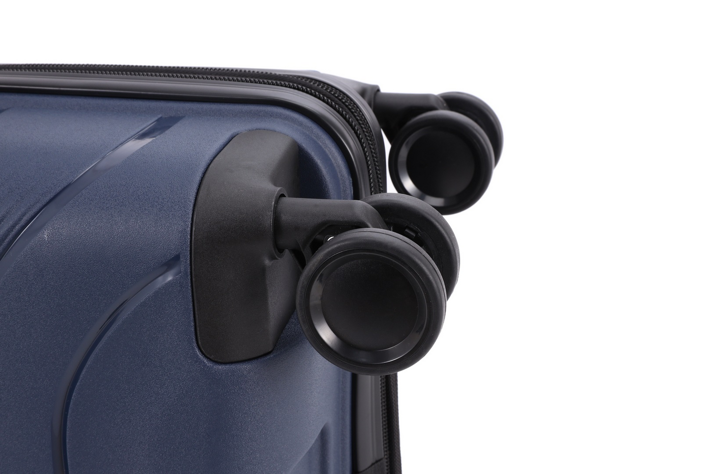 מזוודות סוויס טרולי עליה מטוס SWISS PP