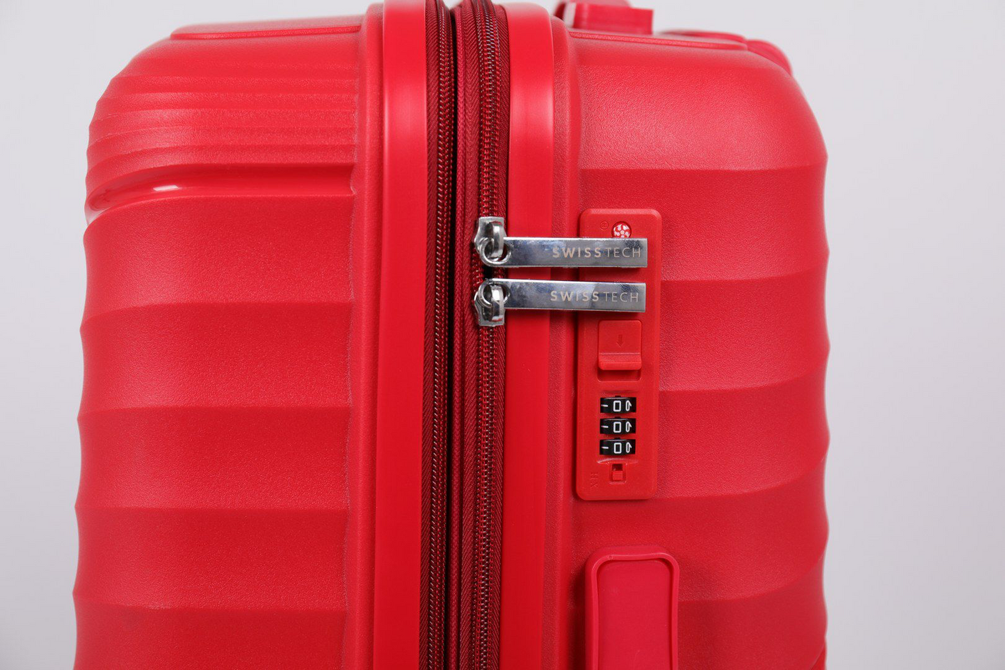 סט מזוודות סוויס SWISS TECH