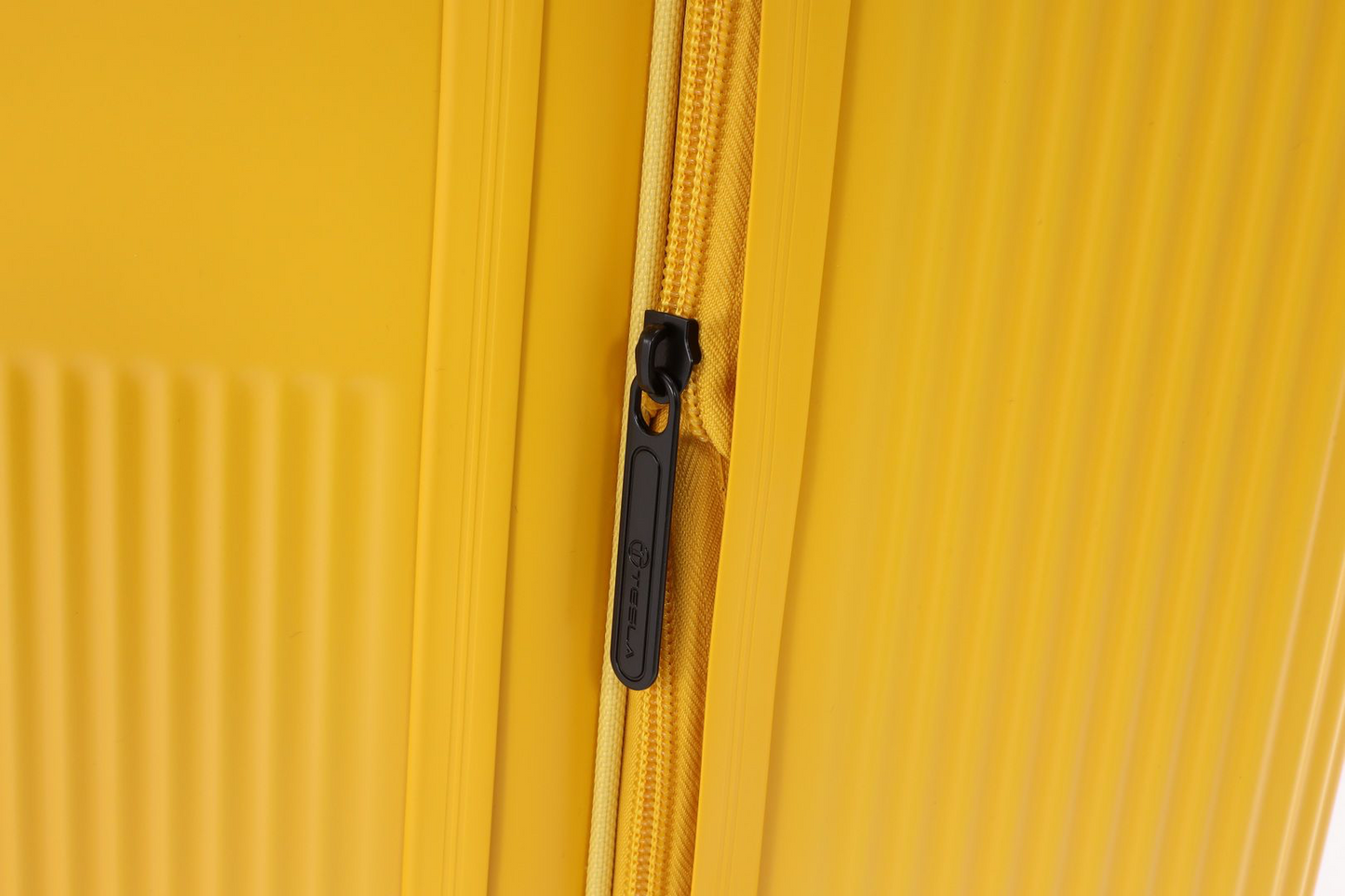 סט 3 מזוודות Tesla Colorado