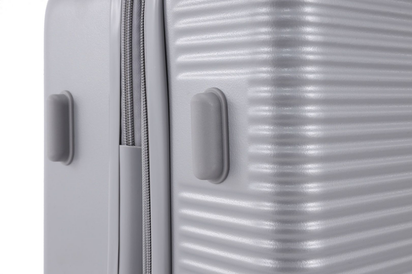 מזוודות Pierre Cardin דגם Saturn