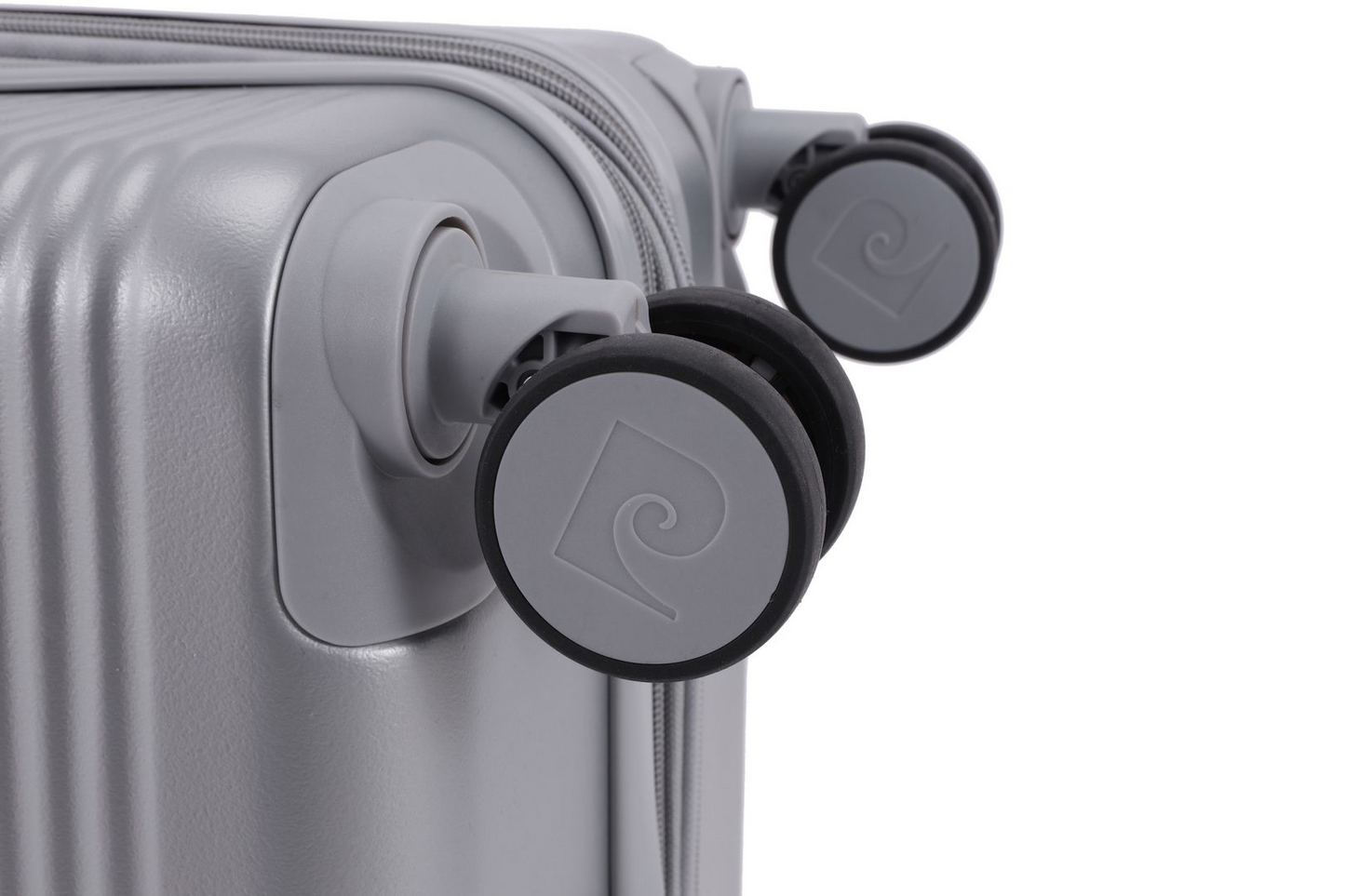 מזוודות Pierre Cardin דגם Saturn