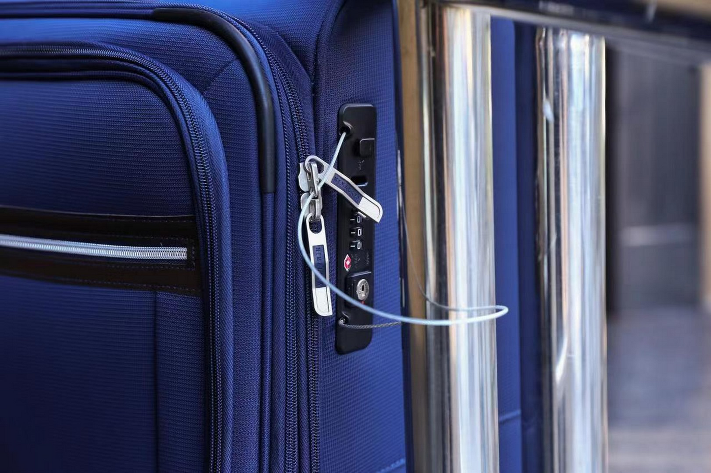 סט מזוודות יוקרה - סט 3 מזוודות עמידות מבד של המותג HIMALAYA דגם EVEREST SOFT