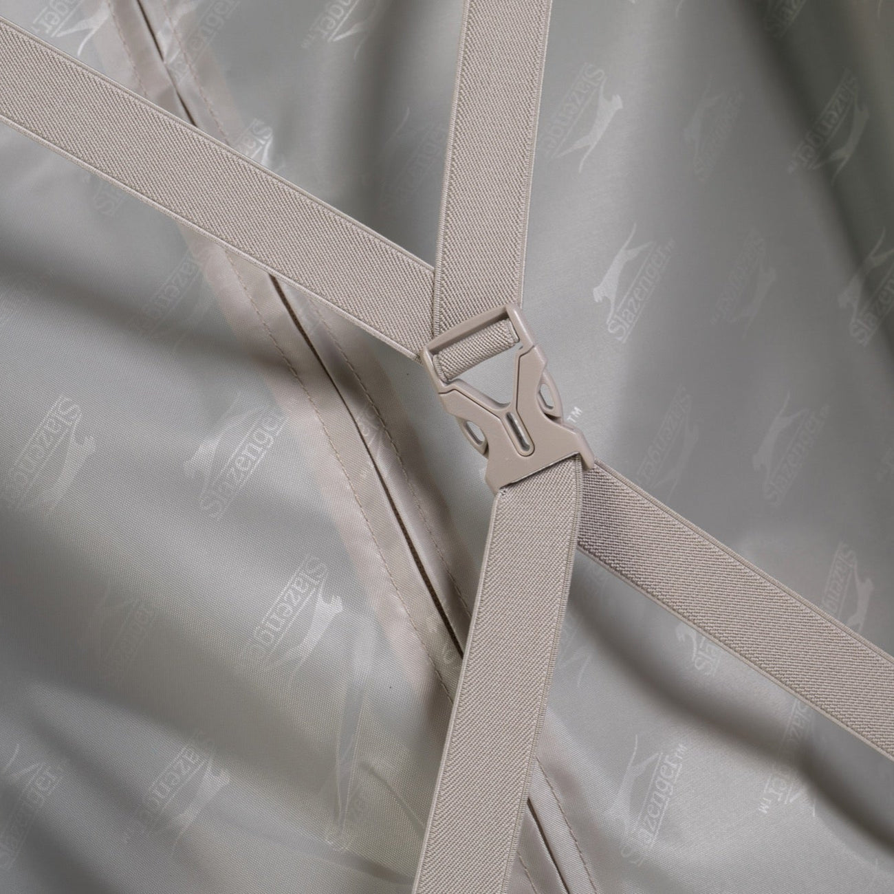 סט מזוודות קשיחות 100% פוליפרופילן אחריות נגד שבר מבית המותג האנגלי SLAZENGER דגם SPIRIT