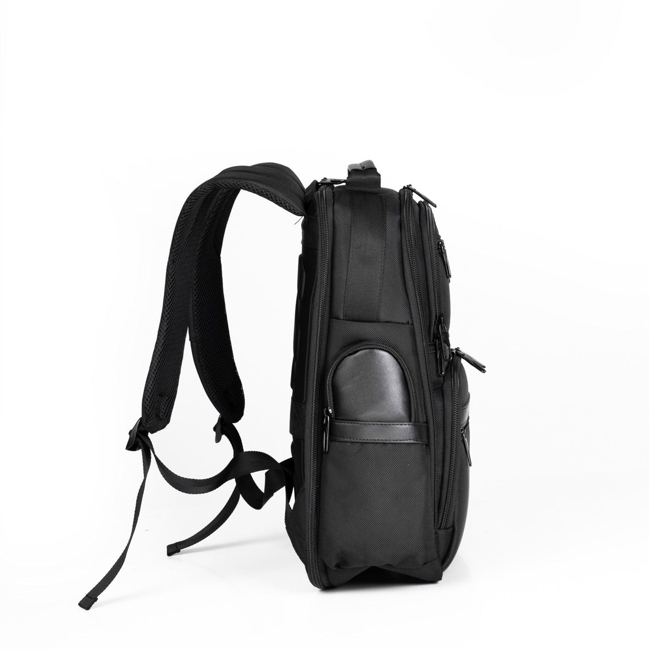 תיק גב למחשב נייד 15.6" מסדרת OXFORD מבית SLAZENGER