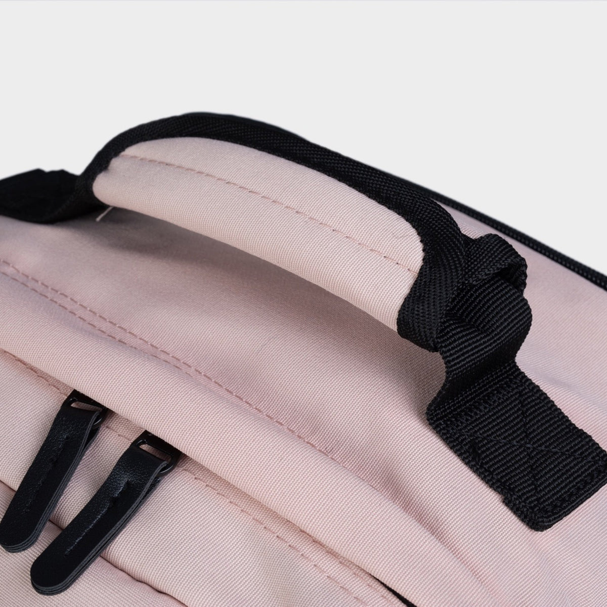 תיק עליה למטוס מתרחב מבית המותג ®CABIN FLY דגם SKYLITE מידה L 45X36X20CM