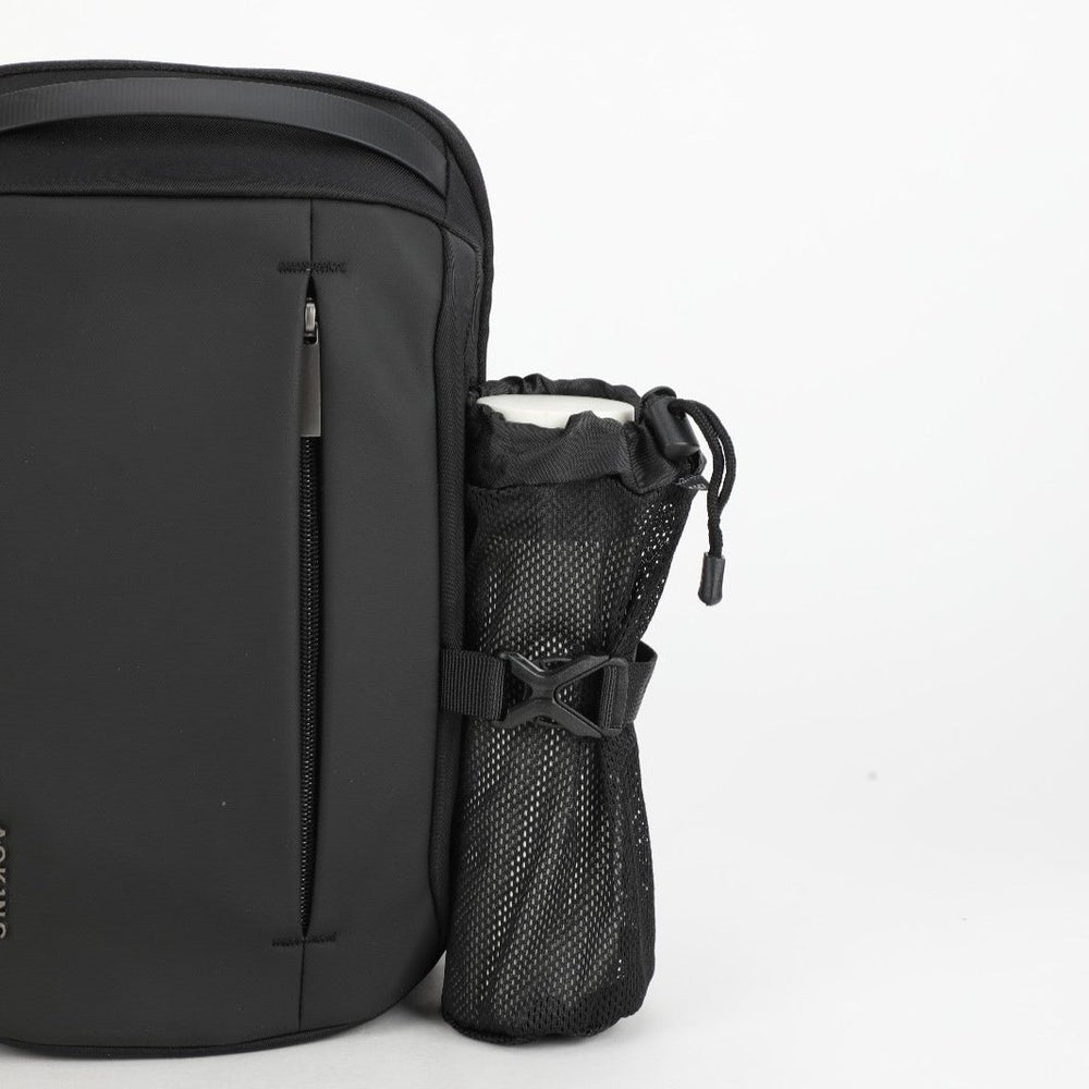 תיק צד פונקציונאלי וקל משקל בסגנון אוכף אלכסון עמיד למים מבית המותג AOKING צבע שחור