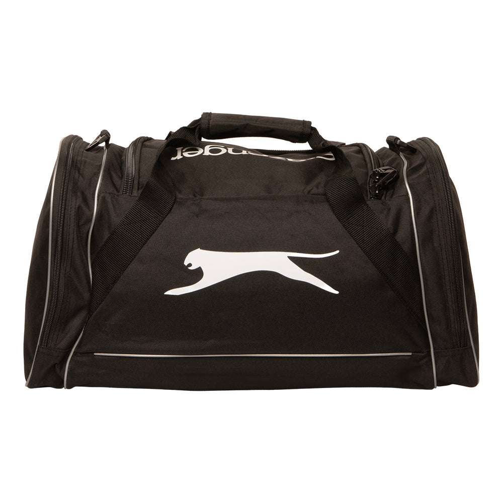 תיק ספורט וטיולים מבית SLAZENGER בחמישה גדלים שונים 16"-32"