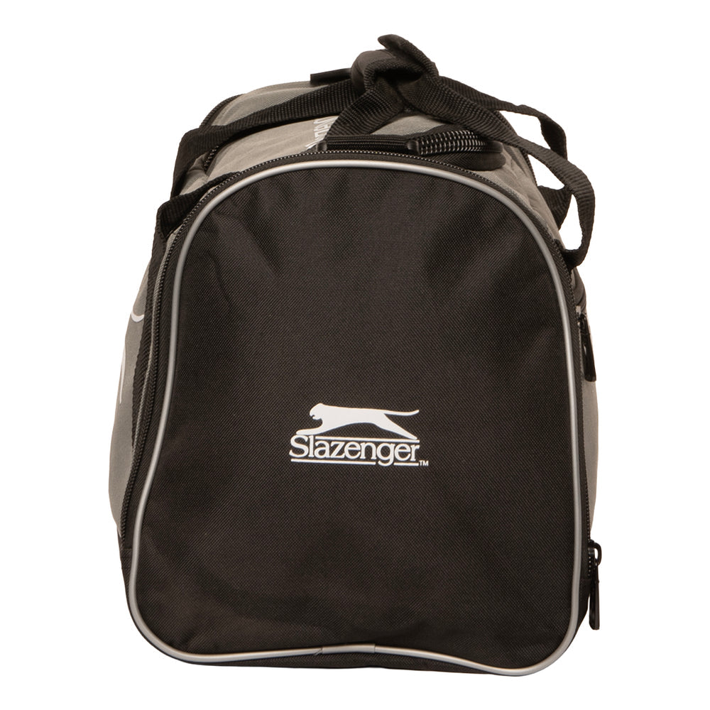 תיק ספורט וטיולים מבית SLAZENGER בחמישה גדלים שונים 16"-32"