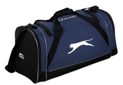 תיק ספורט וטיולים מבית SLAZENGER בחמישה גדלים 16"–32"