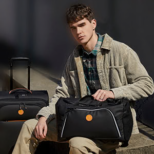 תיק ספורט או לחדר כושר בינוני 16.5" עם תא לנעליים מבית VERAGE דגם CAMBRIDGE