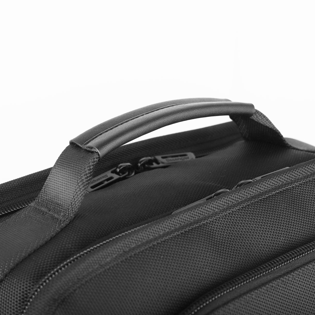 תיק גב יוקרתי עסקי למחשב נייד 15.6 מבית SLAZENGER מסדרת ORION