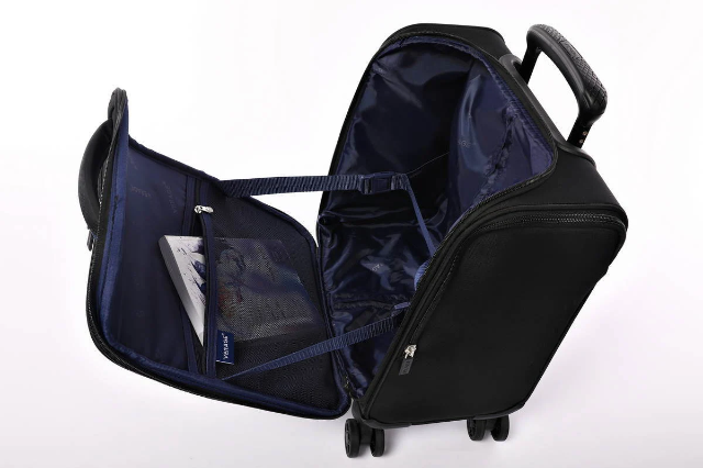 טרולי יוקרתי קטן 14.5" UNDERSEAT מתחת למושב המטוס הכולל USB מבית VERAGE דגם VISIONARY III