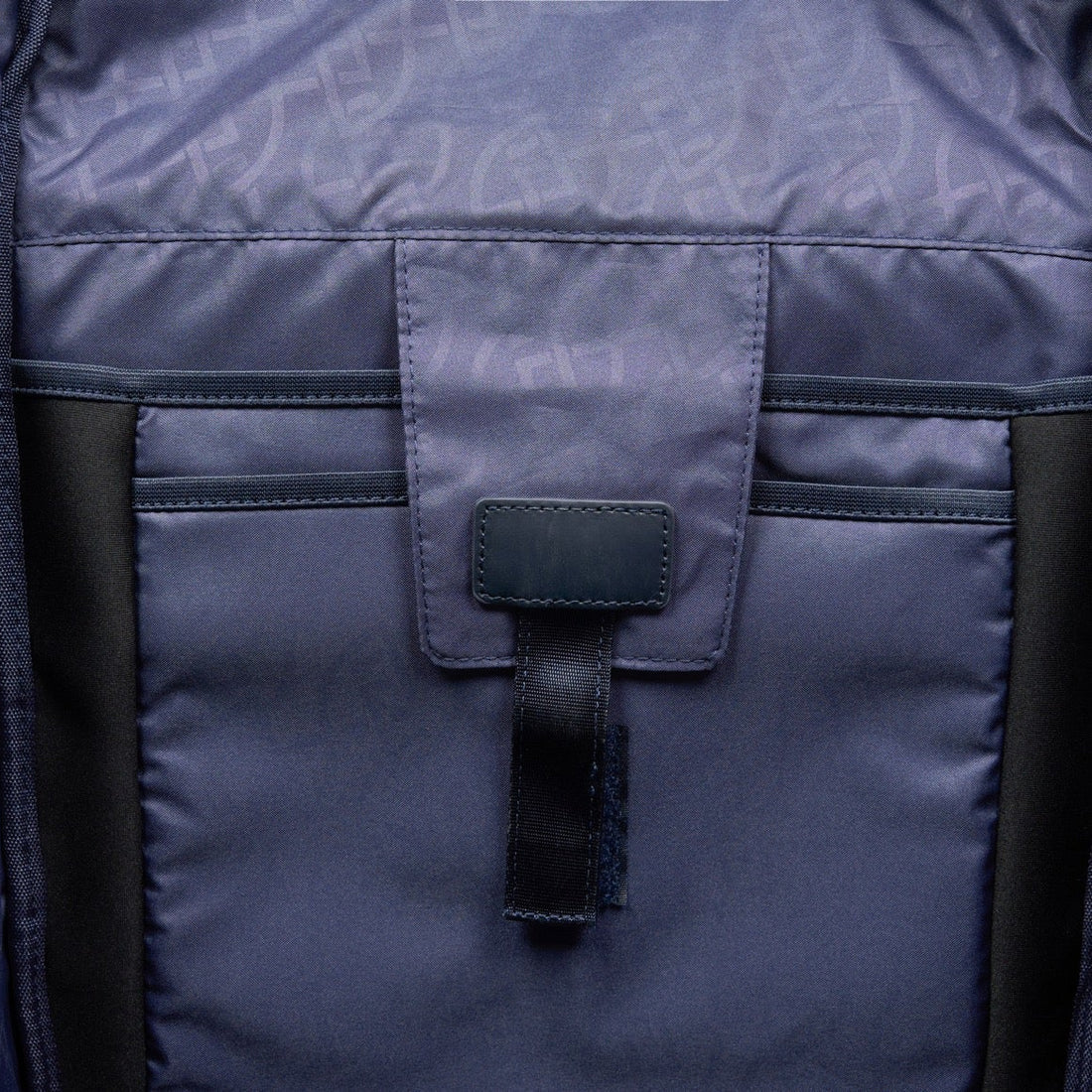 תיק גב עסקי עם תא ללפטופ דגם VERVE מבית מותג היוקרה VERAGE